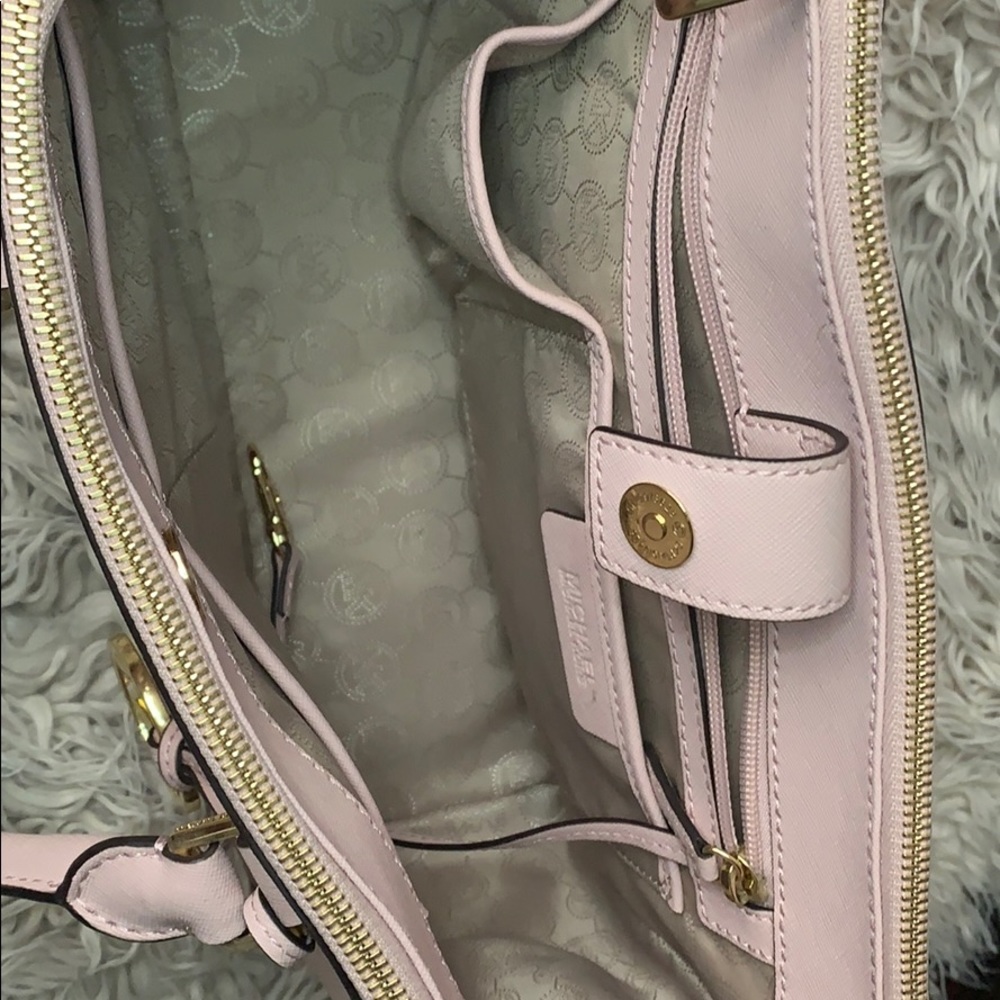 Authentic Michael Kors Handbag - image 2